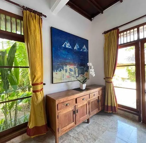 Bali Berg Villa, * Sanur (Bali)